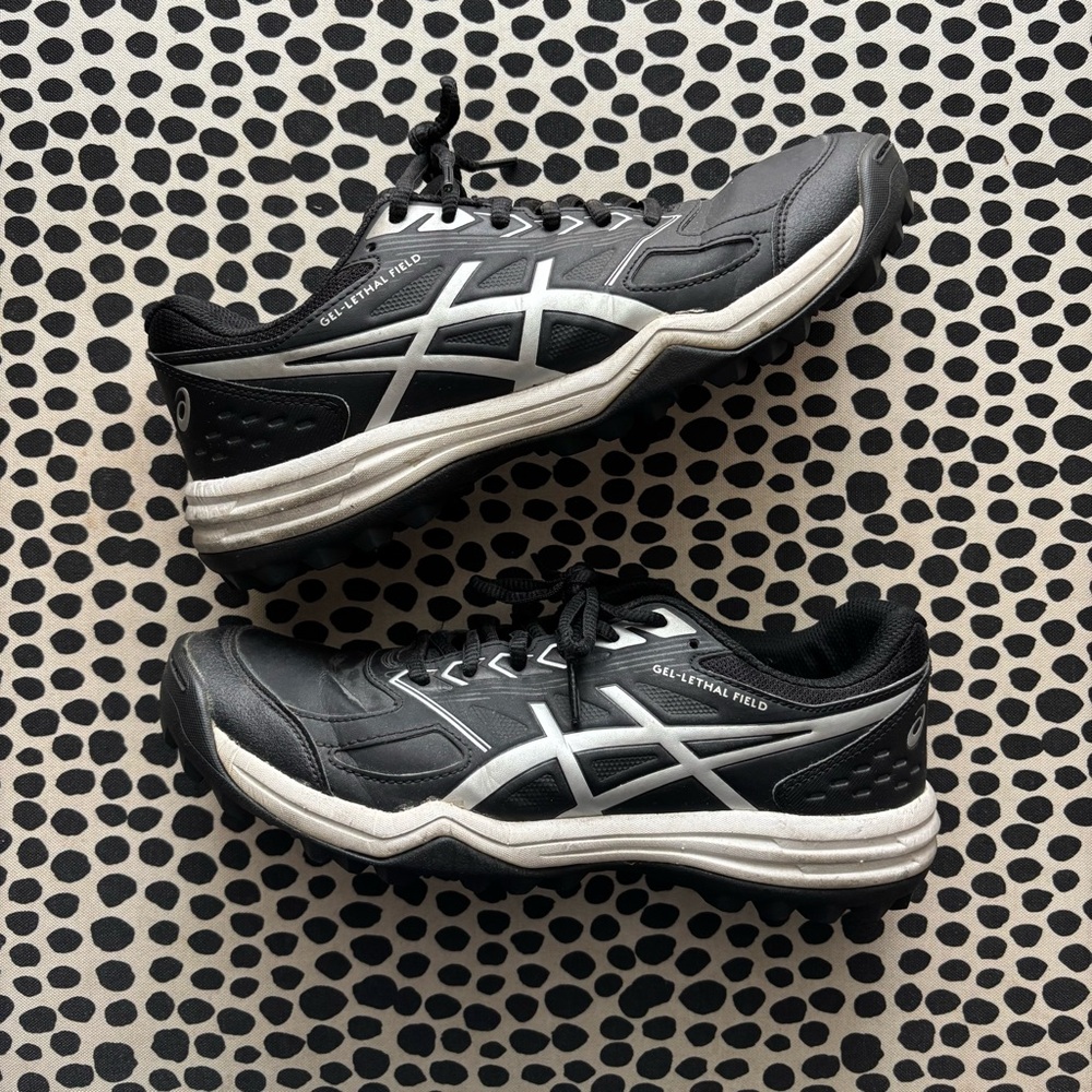 Asics Black Women’s Athletic  Turf Shoes, Gel-lethal field cleats